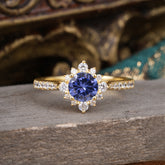 Round Cut Vintage Cluster Tanzanite Gemstone Ring Flower Engagement Ring